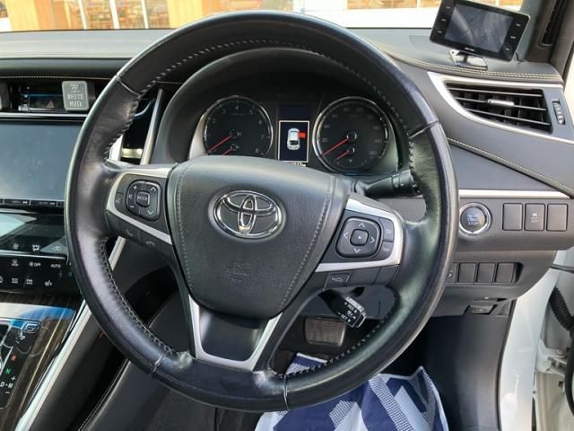 TOYOTA HARRIER 2WD 2014