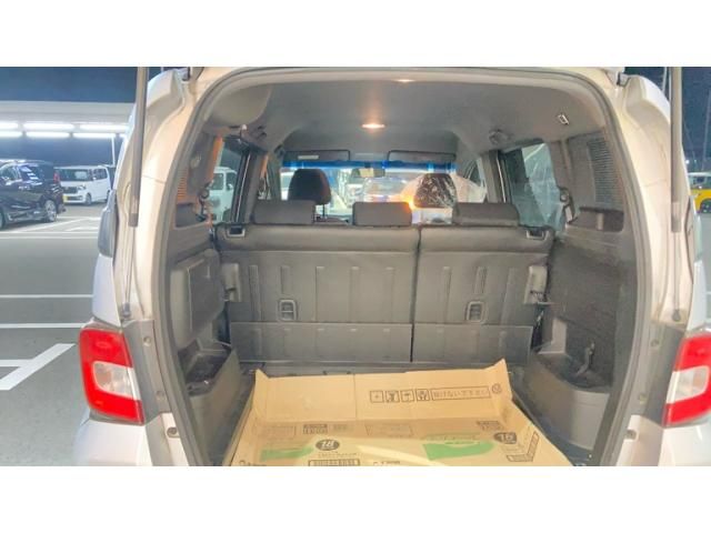 HONDA FREED Spike 2013