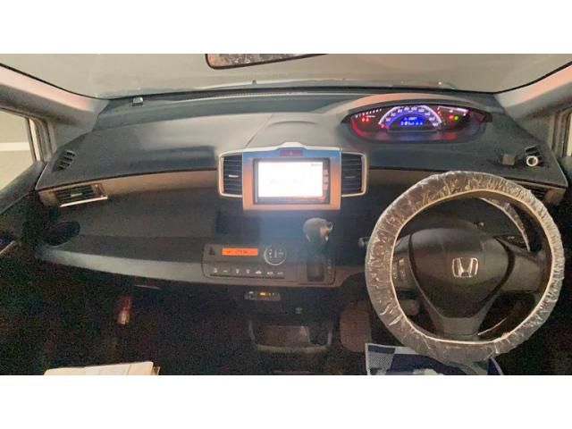 HONDA FREED Spike 2013