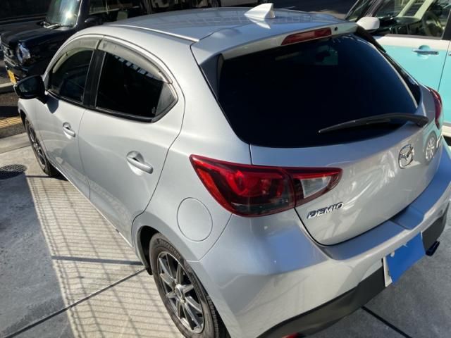 MAZDA DEMIO 2017