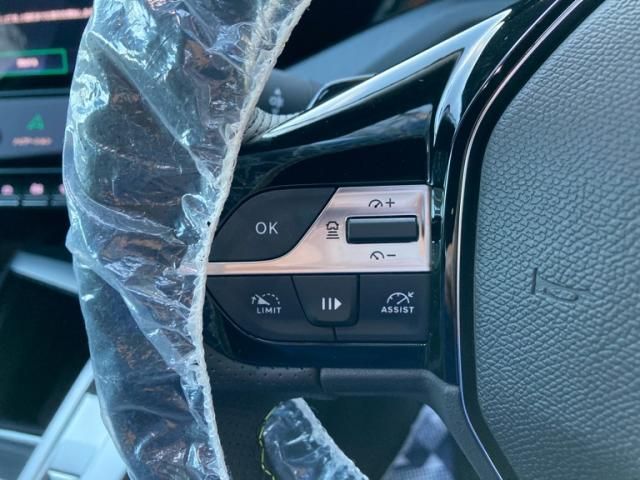 PEUGEOT PEUGEOT 408 2023