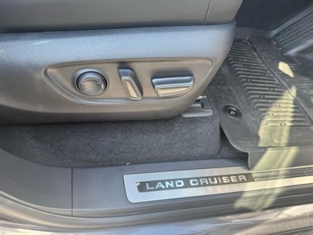 TOYOTA LANDCRUISER wagon 2024