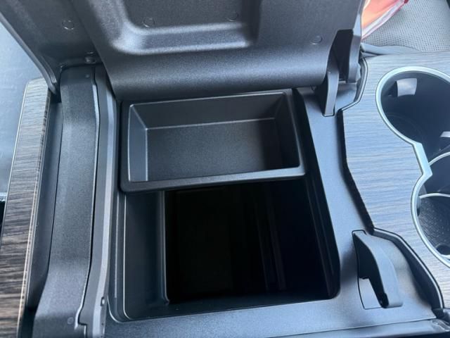 TOYOTA LANDCRUISER wagon 2024