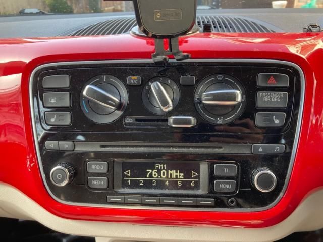 VOLKSWAGEN VOLKSWAGEN up! 2013