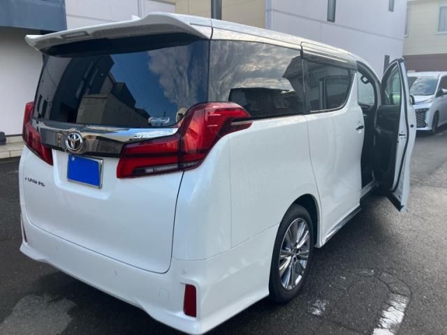 TOYOTA ALPHARD 2023