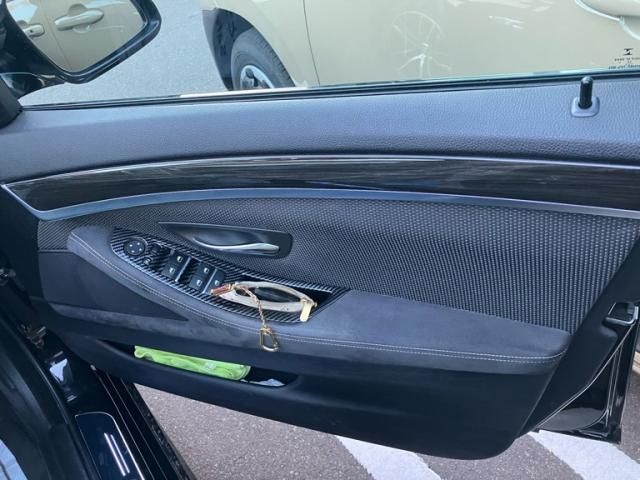 BMW BMW 5series TOURING 2011