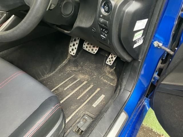 SUBARU IMPREZA WRX 2011