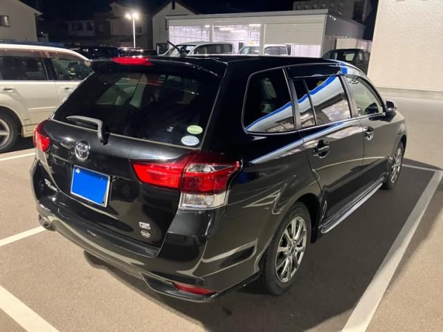 TOYOTA COROLLA FIELDER 2015