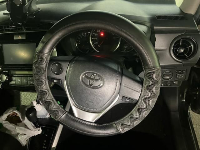 TOYOTA COROLLA FIELDER 2015