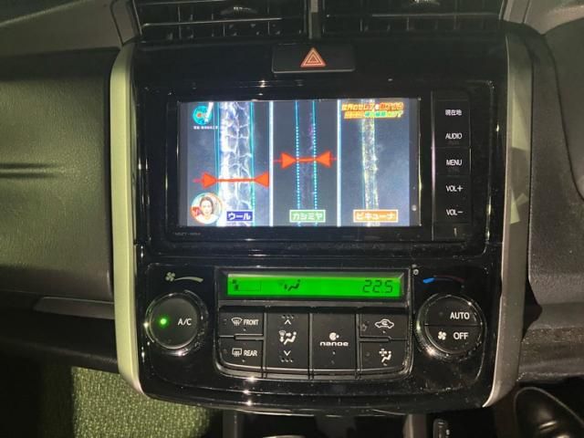 TOYOTA COROLLA FIELDER 2015