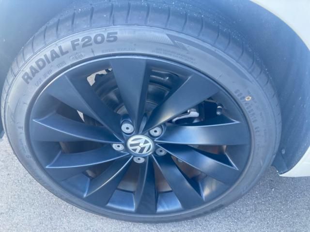 VOLKSWAGEN VOLKSWAGEN SCIROCCO 2010