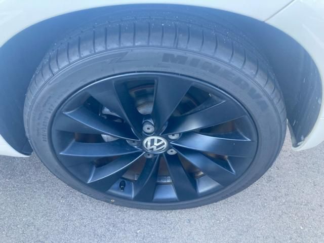 VOLKSWAGEN VOLKSWAGEN SCIROCCO 2010