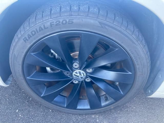 VOLKSWAGEN VOLKSWAGEN SCIROCCO 2010