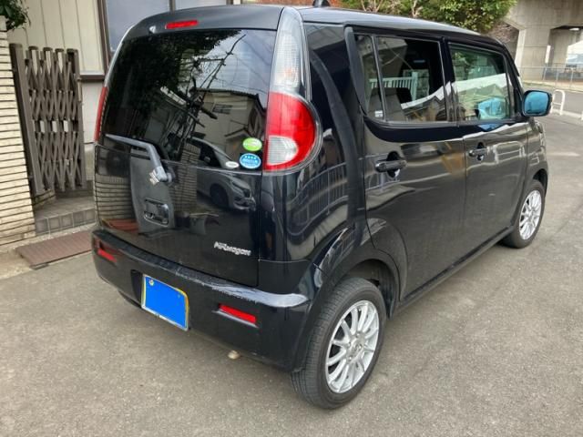 SUZUKI MR WAGON 2011