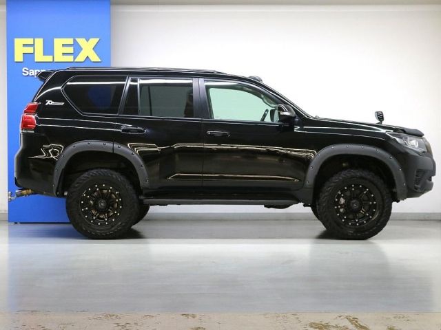 TOYOTA LANDCRUISER PRADO 2021