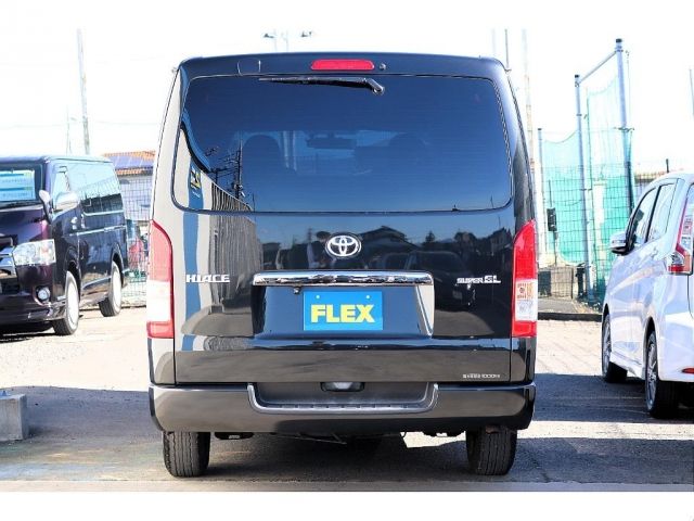 TOYOTA HIACE van 4WD 2017