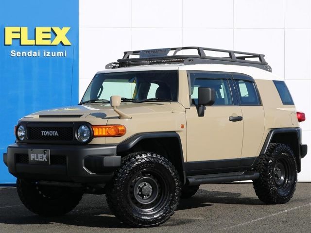 TOYOTA FJ CRUISER 4WD 2011