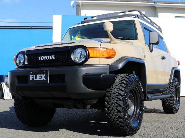 TOYOTA FJ CRUISER 4WD 2011