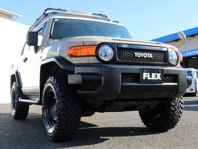 TOYOTA FJ CRUISER 4WD 2011