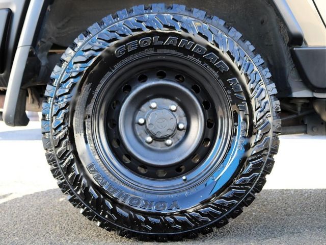 TOYOTA FJ CRUISER 4WD 2011