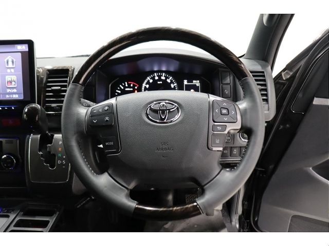 TOYOTA HIACE van 2WD 2021