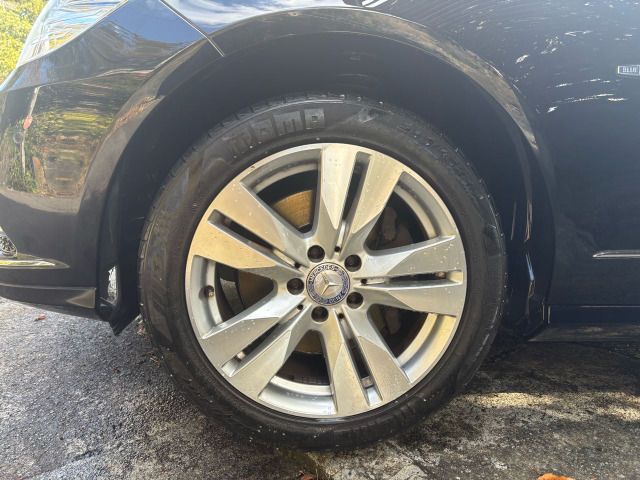 MERCEDES BENZ MERCEDES BENZ E class sedan 2012