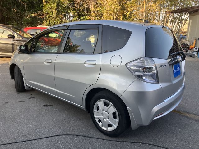 HONDA FIT HYBRID 2010