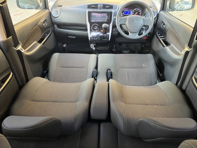 MITSUBISHI eK custom 2017