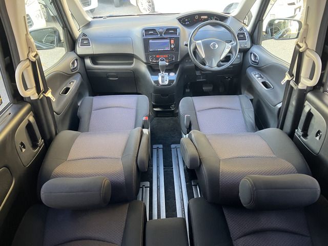 NISSAN SERENA  S-HYBRID 2013