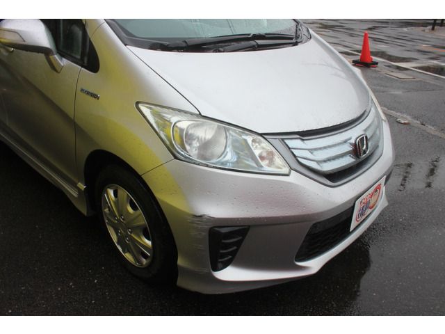 HONDA FREED HYBRID 2013