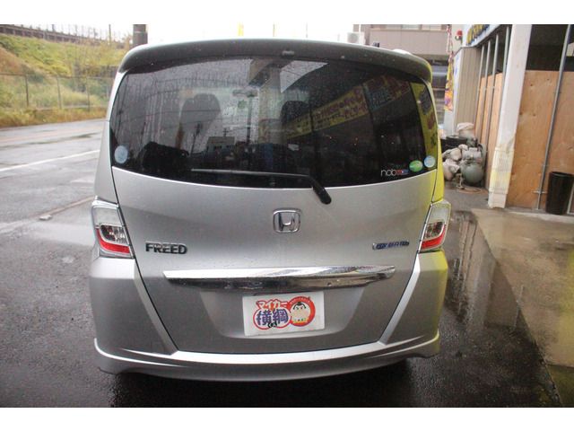HONDA FREED HYBRID 2013