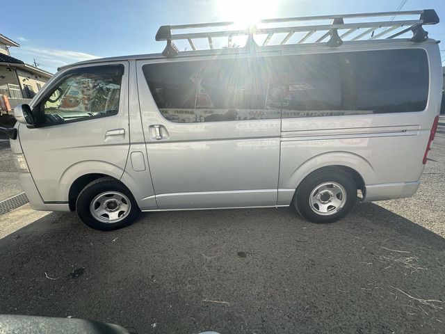 TOYOTA REGIUSACE van 2WD 2011