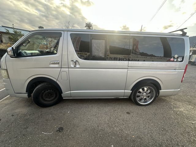 TOYOTA HIACE van 4WD 2006