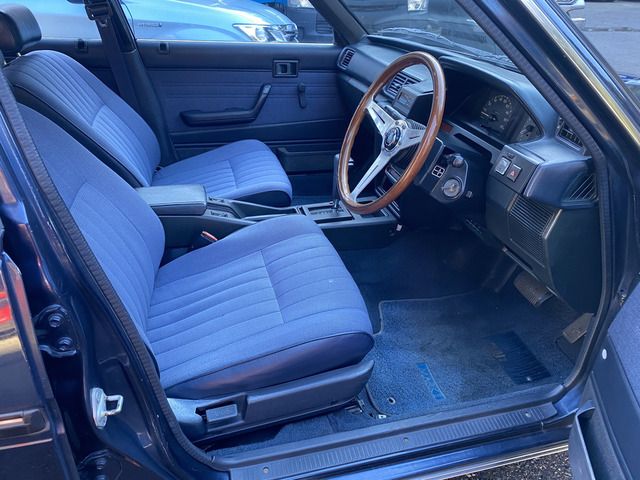 TOYOTA MARK2 van 2WD 1989