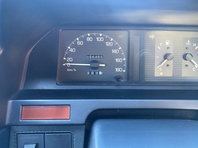 TOYOTA MARK2 van 2WD 1989