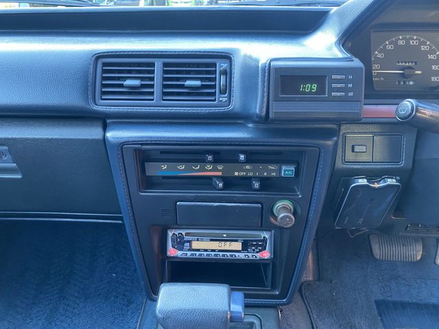 TOYOTA MARK2 van 2WD 1989