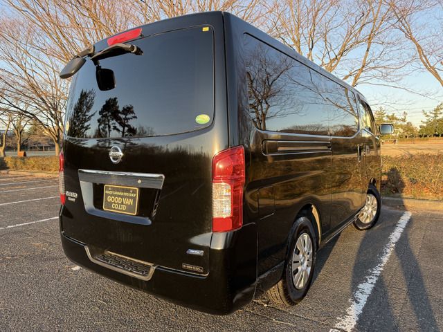 NISSAN NV350 CARAVAN 4WD 2014