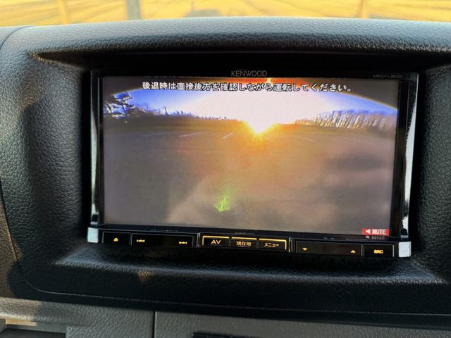 NISSAN NV350 CARAVAN 4WD 2014