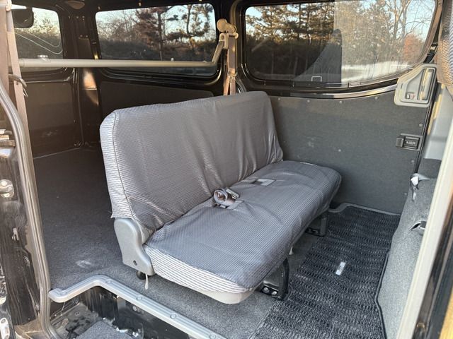 NISSAN NV350 CARAVAN 4WD 2014