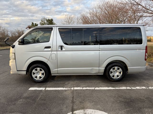TOYOTA HIACE van 4WD 2012