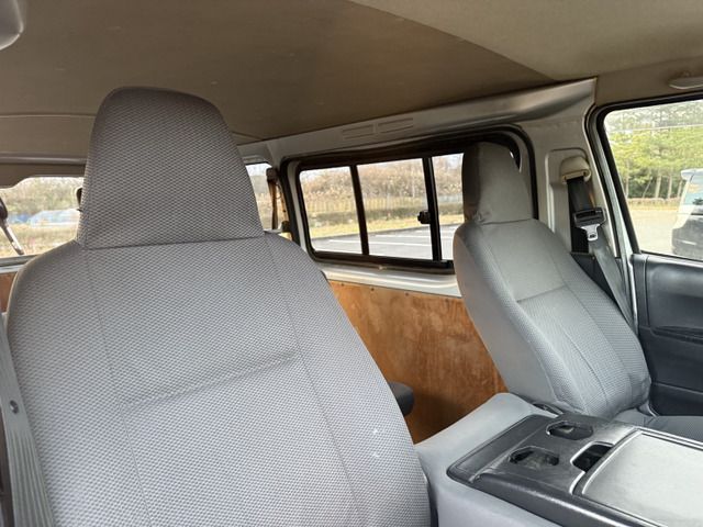 TOYOTA HIACE van 4WD 2012