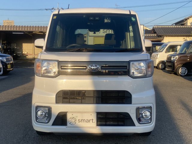 TOYOTA PIXIS MEGA 2020