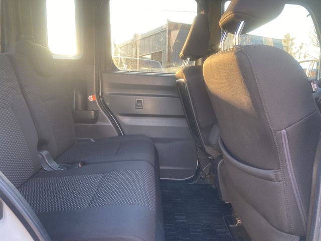 TOYOTA PIXIS MEGA 2020