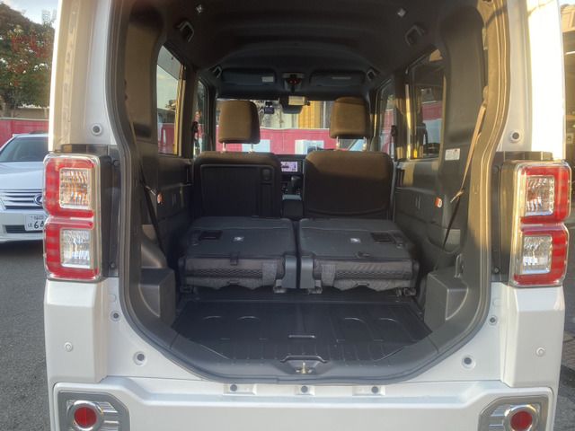 TOYOTA PIXIS MEGA 2020