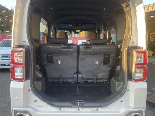 TOYOTA PIXIS MEGA 2020