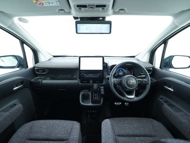 TOYOTA SIENTA HYBRID 2023