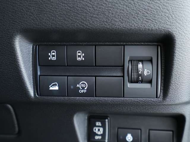 MITSUBISHI DELICA MINI 2023