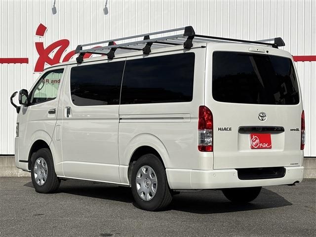 TOYOTA HIACE van 4WD 2023