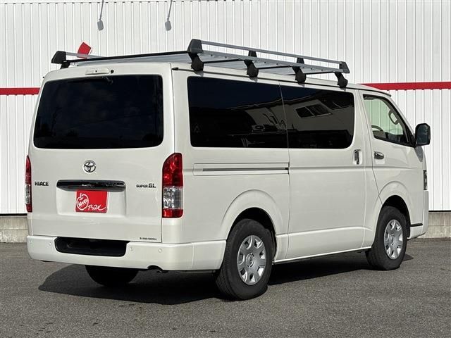 TOYOTA HIACE van 4WD 2023