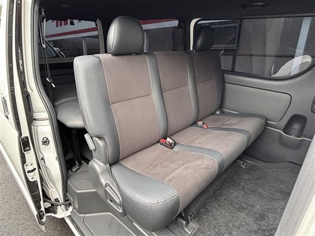 TOYOTA HIACE van 4WD 2023